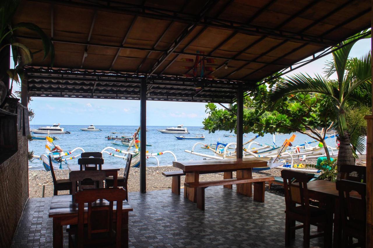 Coconut Beach Bungalows & Warung 2 Амед Экстерьер фото